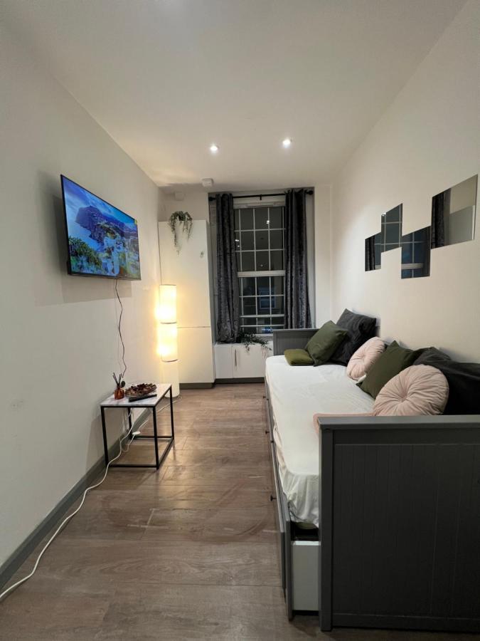 3 Bedroom Flat In King'S Cross, St Pancras'S. 2 Minutes To Euston. Лондон Екстериор снимка